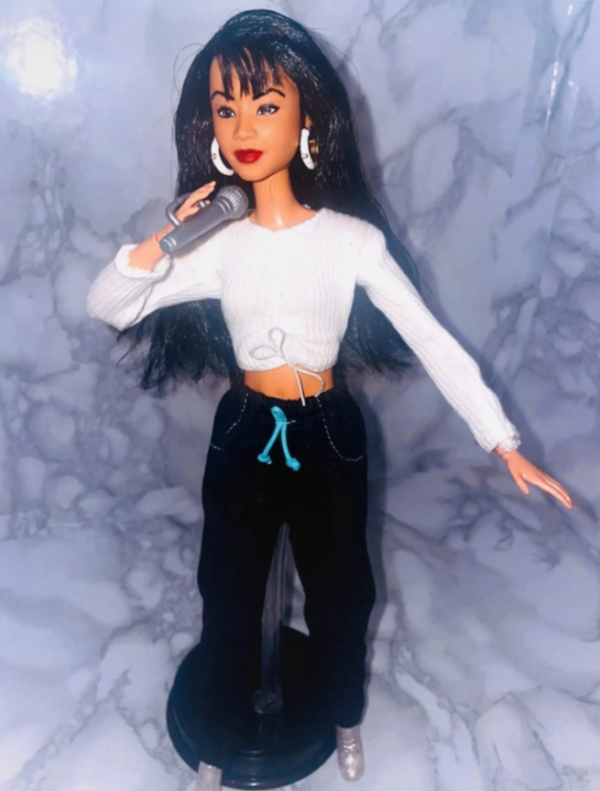 Selena Quintanilla OOAK Doll - immagine 3