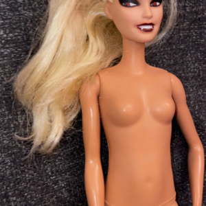 Barbie Vampira OOAK